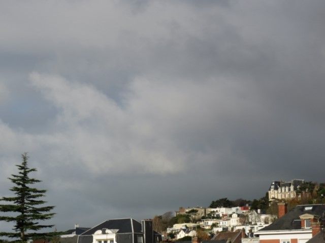 VENDU 4 LE HAVRE SAINT MICHEL THIERS Avec Balcon, ascenseur. Vue dégagée
